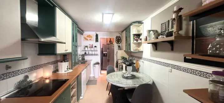 Продажа апартаментов на среднем этаже в Los Boliches 4