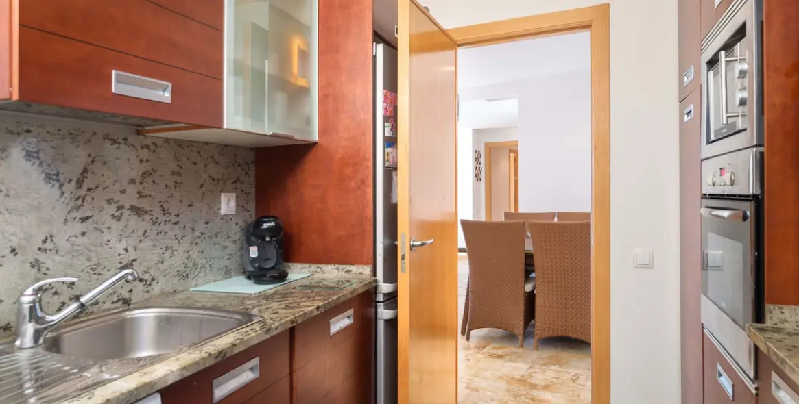 Sale of ground floor apartment in Altos de los Monteros 15