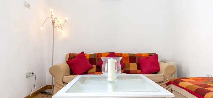 Sale of middle floor apartment in Málaga Centro 3