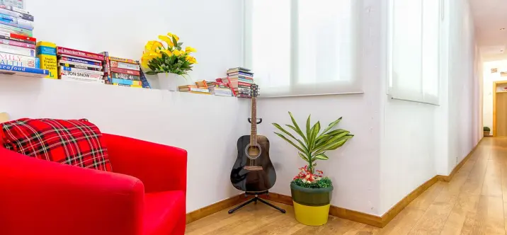 Sale of middle floor apartment in Málaga Centro 4