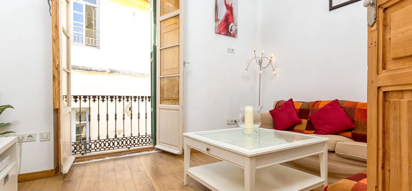 Продажа апартаментов на среднем этаже в Málaga Centro 1