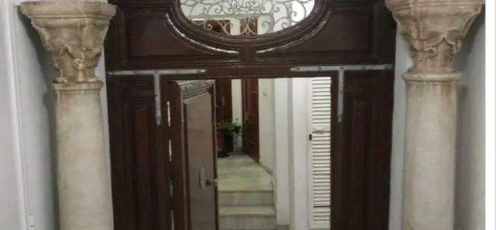 Sale of middle floor apartment in Málaga 0