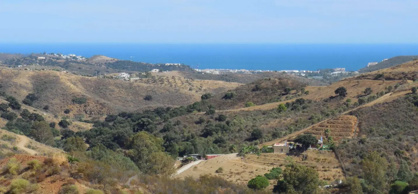 Venta de parcela residencial en La Cala de Mijas 0