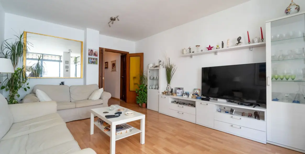 Продажа апартаментов на среднем этаже в Torreblanca 3