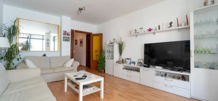 Продажа апартаментов на среднем этаже в Torreblanca 2