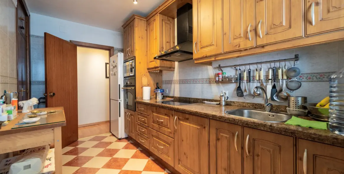 Продажа апартаментов на среднем этаже в Torreblanca 9