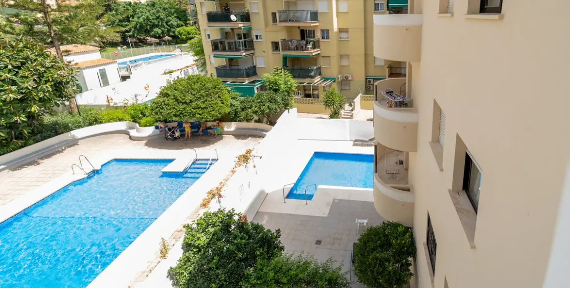 Продажа апартаментов на среднем этаже в Torreblanca 17