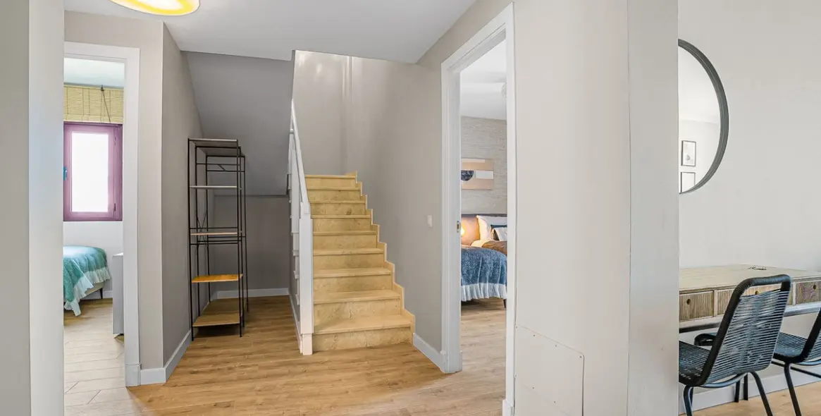 Sale of penthouse duplex in El Paraiso 6