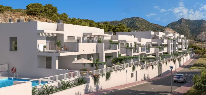 Продажа апартаментов на среднем этаже в Benalmadena 0