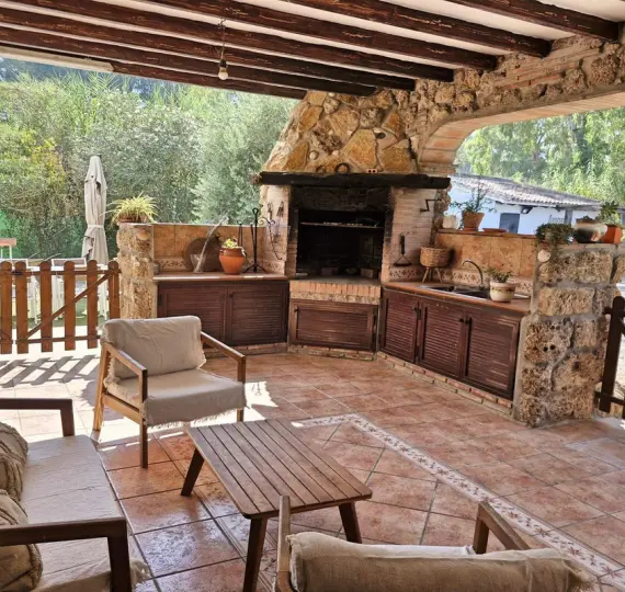 Sale of finca - cortijo in Coín