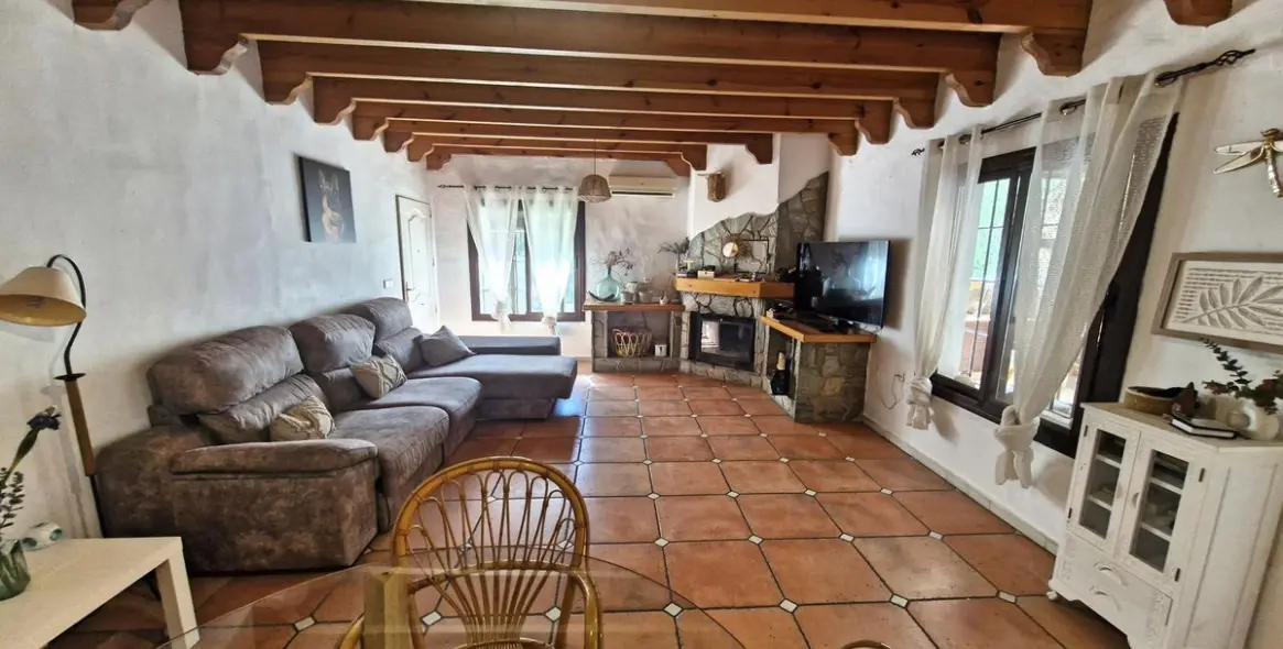 Sale of finca - cortijo in Coín 4