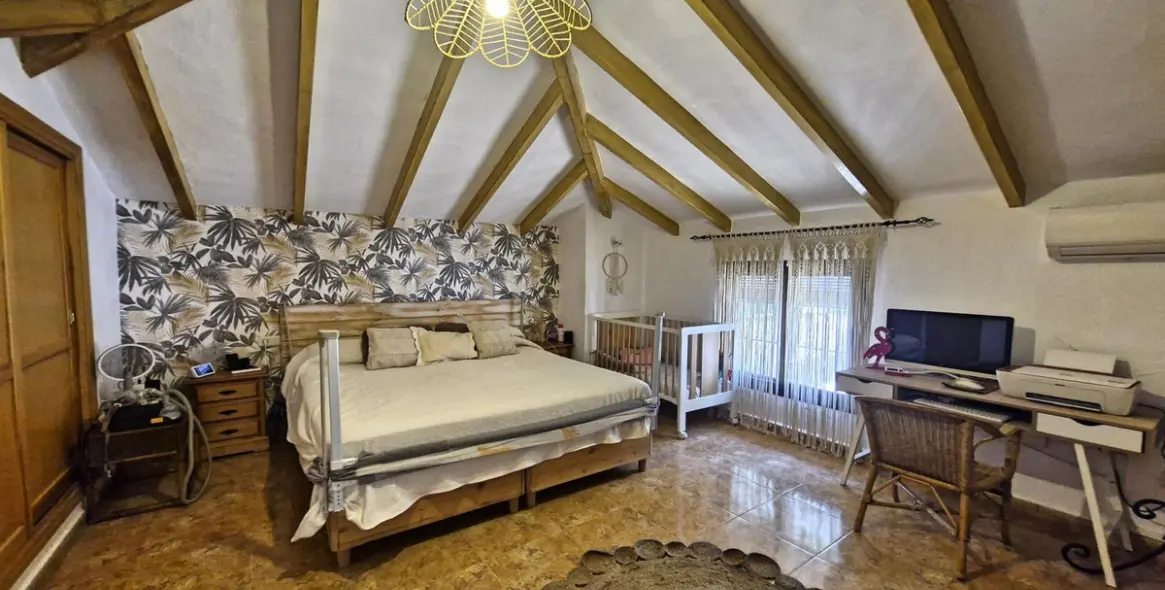 Sale of finca - cortijo in Coín 8