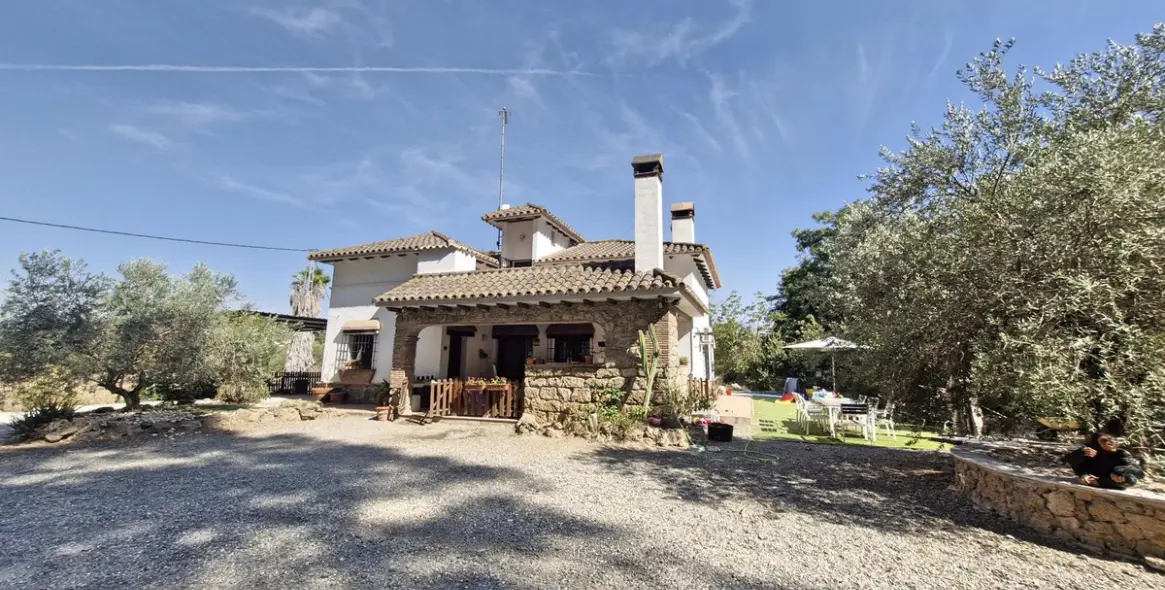 Sale of finca - cortijo in Coín 17