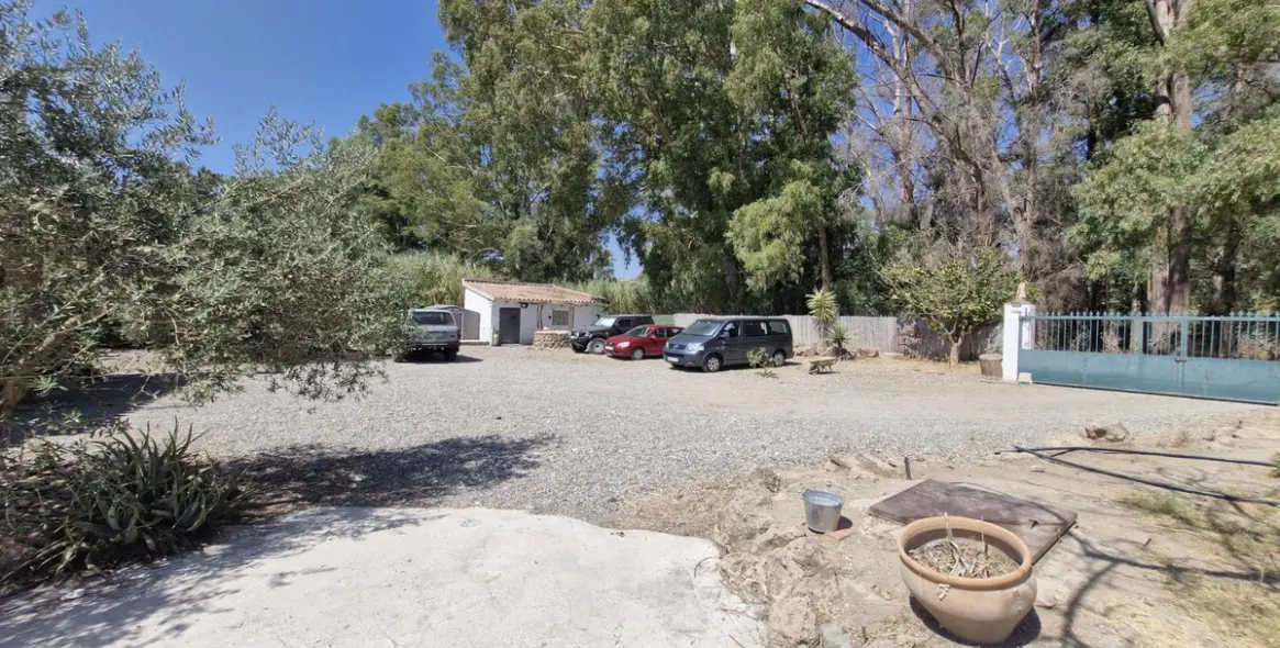 Sale of finca - cortijo in Coín 21