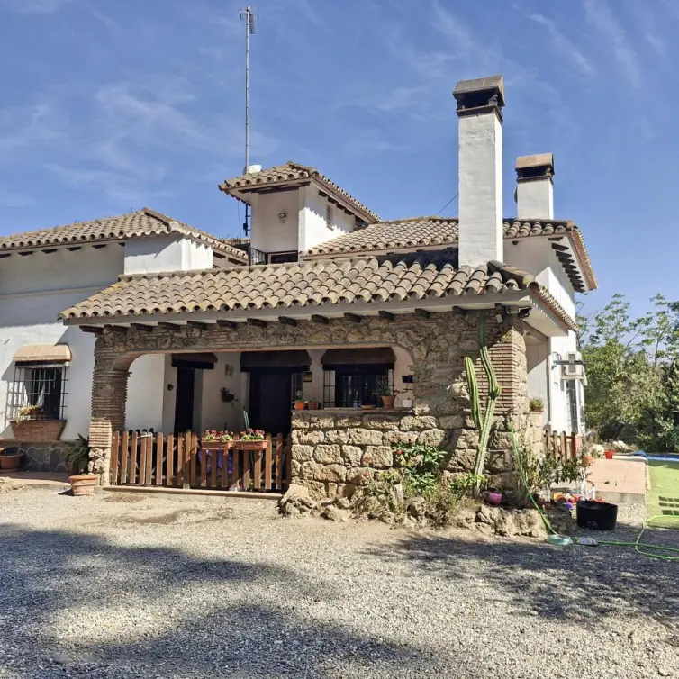 Venta de finca - cortijo en Coín