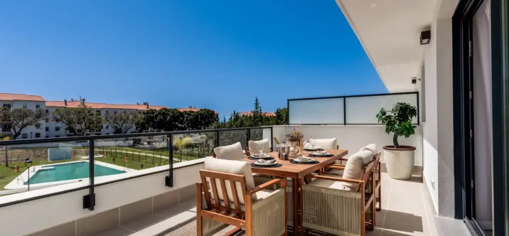 Middle floor apartment R5131783 0