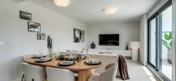 Middle floor apartment R5131783 1