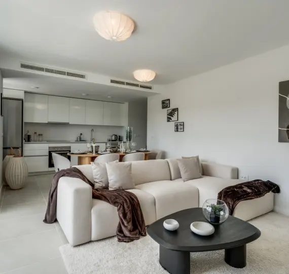 Middle floor apartment R5131783