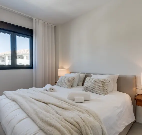 Middle floor apartment R5131783