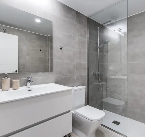 Middle floor apartment R5131783