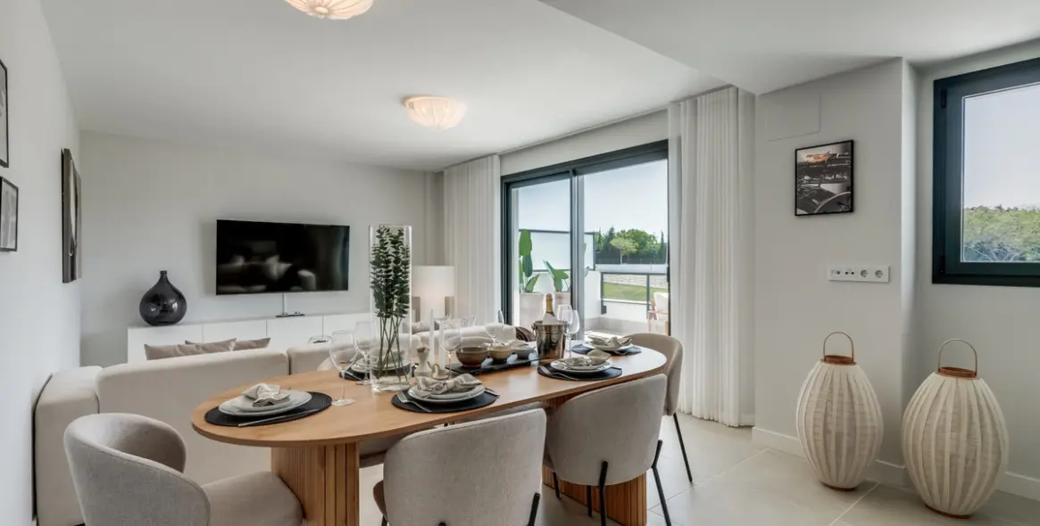 Sale of middle floor apartment in Estepona (district Estepona) 10