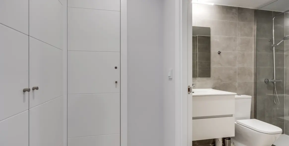 Продажа апартаментов на среднем этаже в Estepona 15