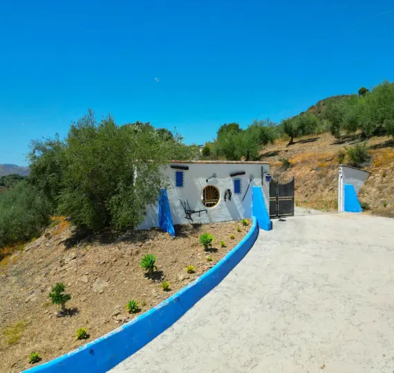 Sale of detached villa in Riogordo