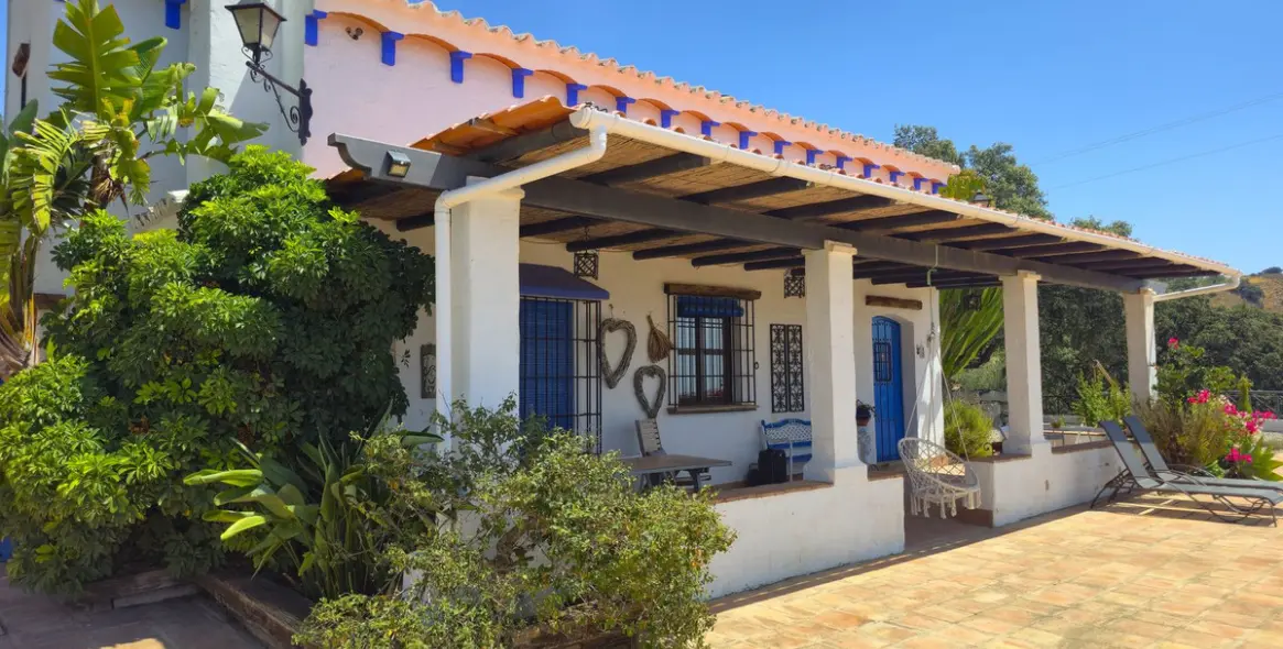 Sale of detached villa in Riogordo 6