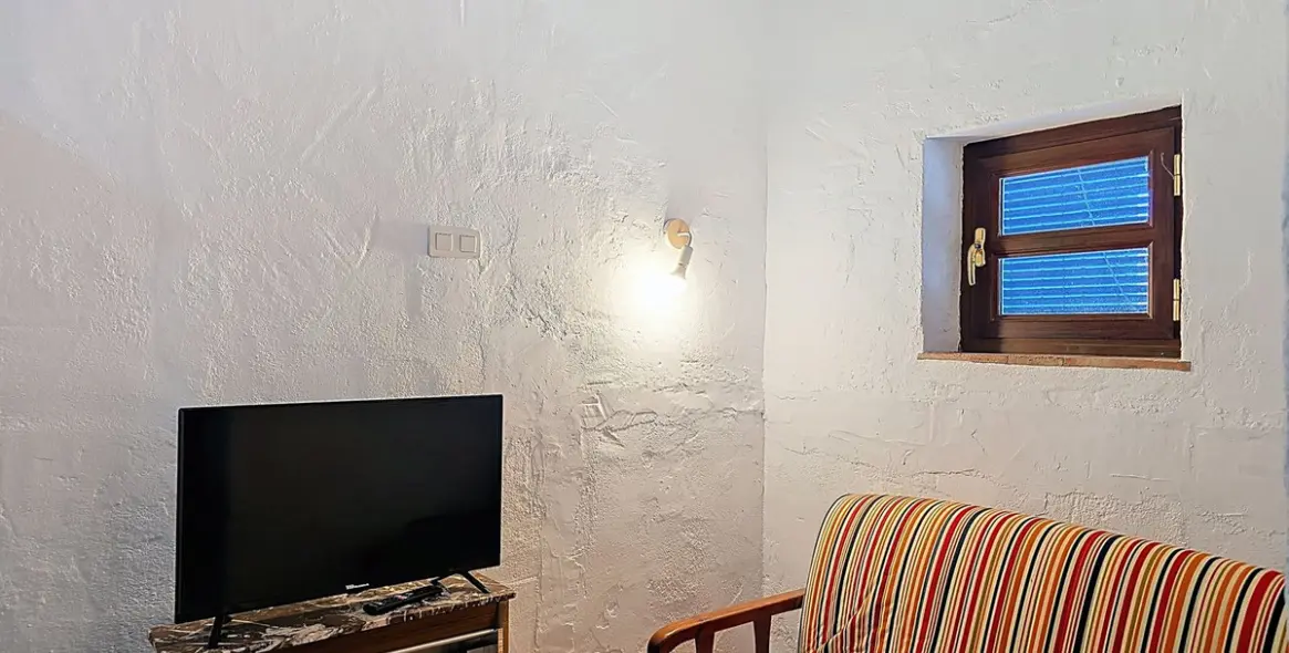 Sale of detached villa in Riogordo 24