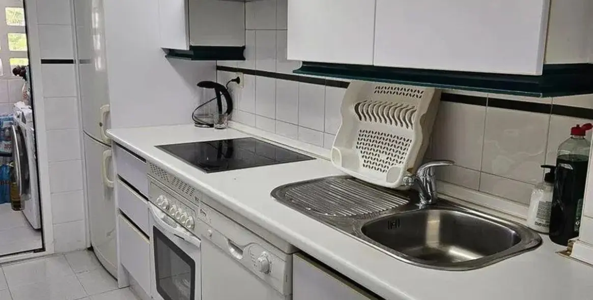 Продажа апартаментов на среднем этаже в Nueva Andalucía 10