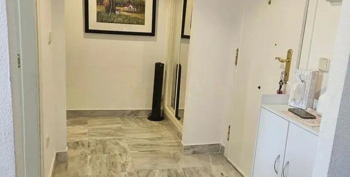 Продажа апартаментов на среднем этаже в Nueva Andalucía 22