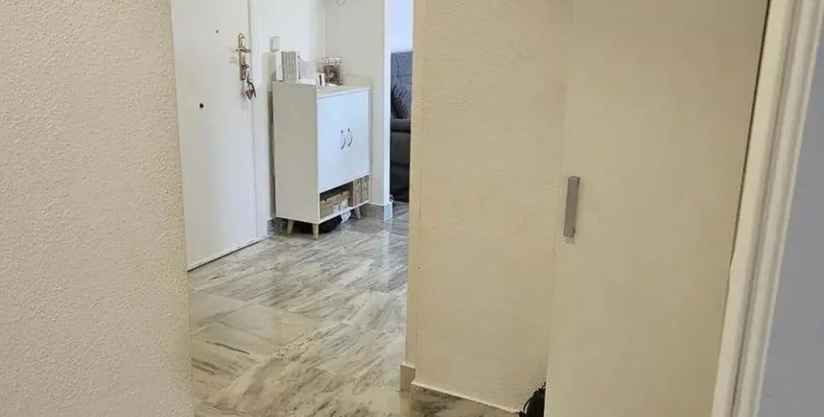 Продажа апартаментов на среднем этаже в Nueva Andalucía 23