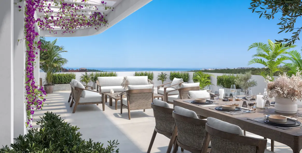 Sale of ground floor apartment in Casares 3