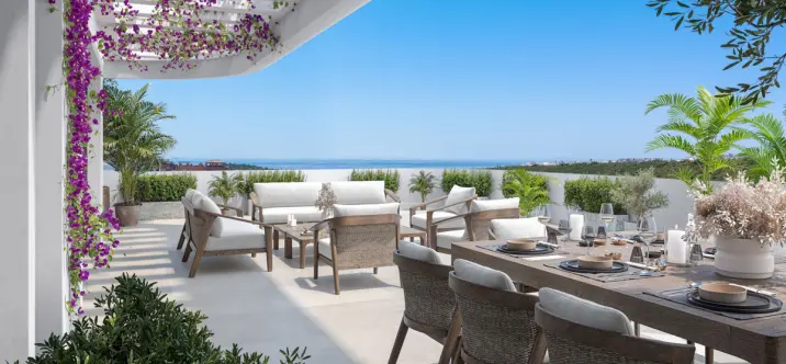 Sale of ground floor apartment in Casares 2