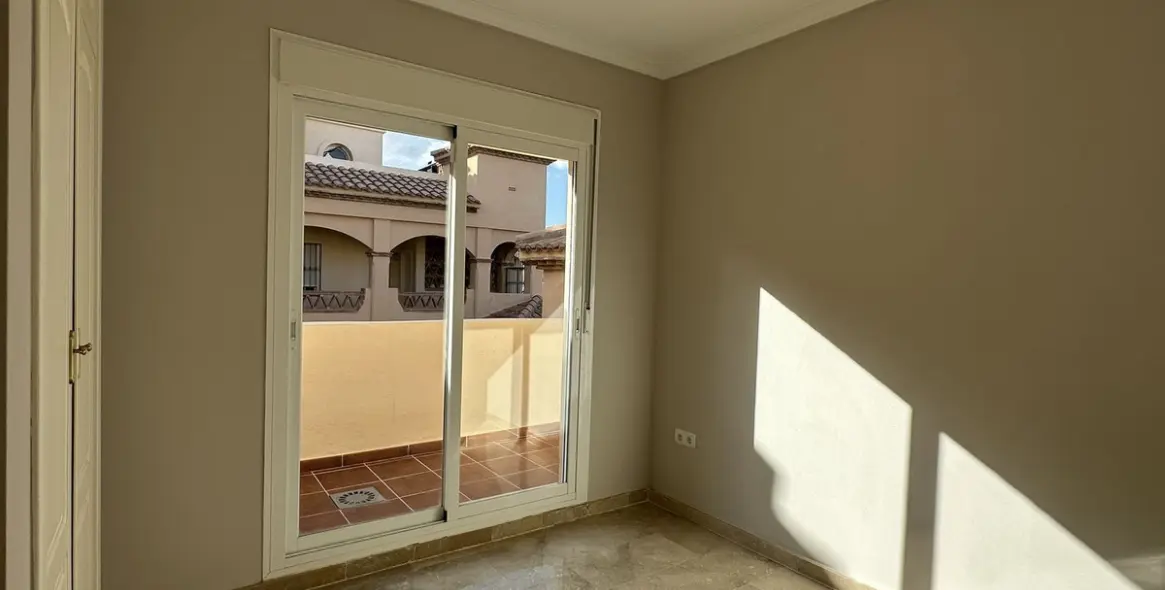 Sale of penthouse in Mijas Golf 19