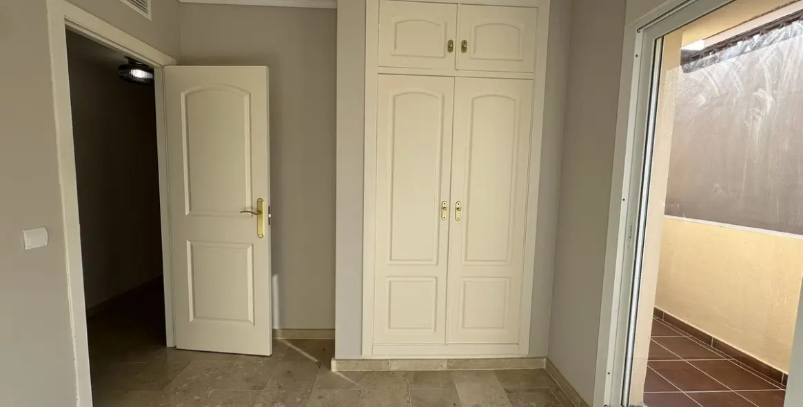 Sale of penthouse in Mijas Golf 28