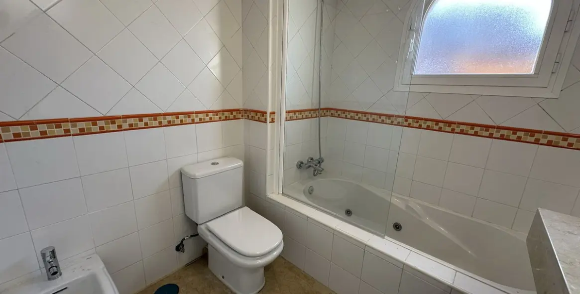 Sale of penthouse in Mijas Golf 38