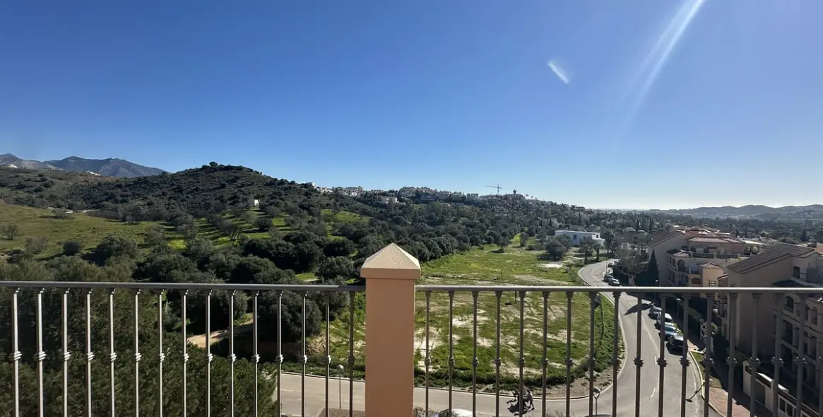 Sale of penthouse in Mijas Golf 51