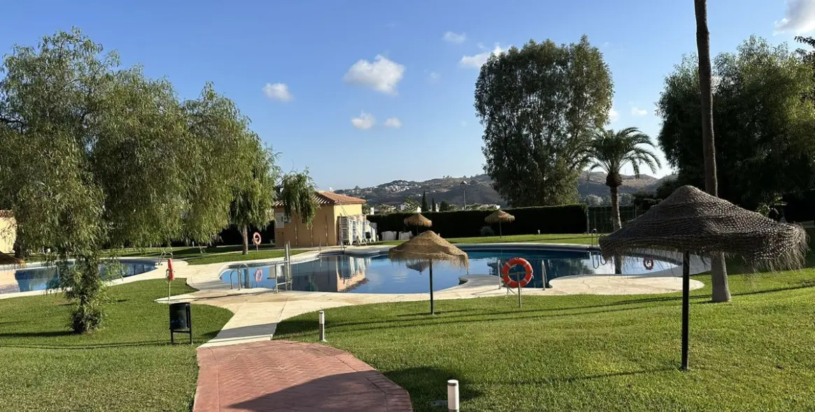 Sale of penthouse in Mijas Golf 61