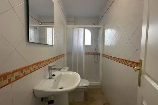 Image 18 thumb
