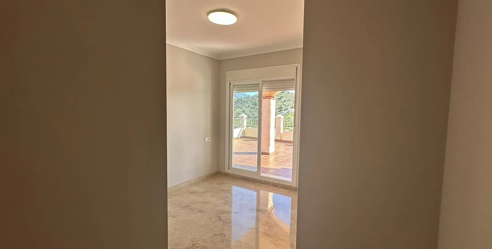 Sale of penthouse in Mijas Golf 30
