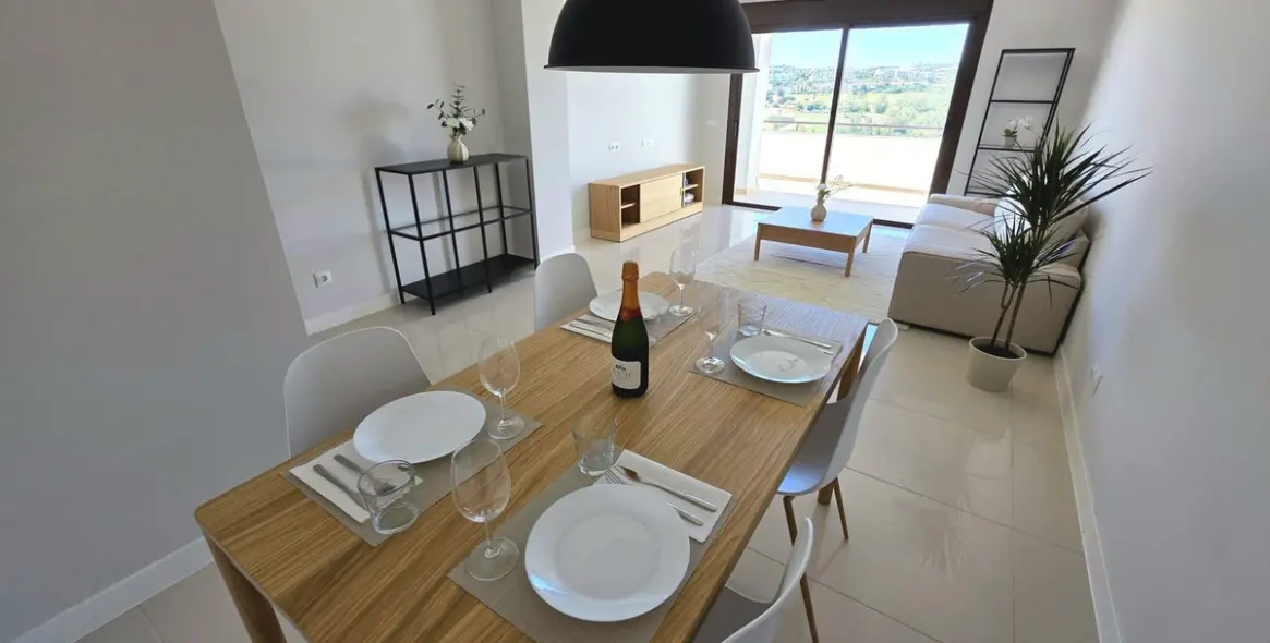 Sale of middle floor apartment in Estepona (district Estepona) 7