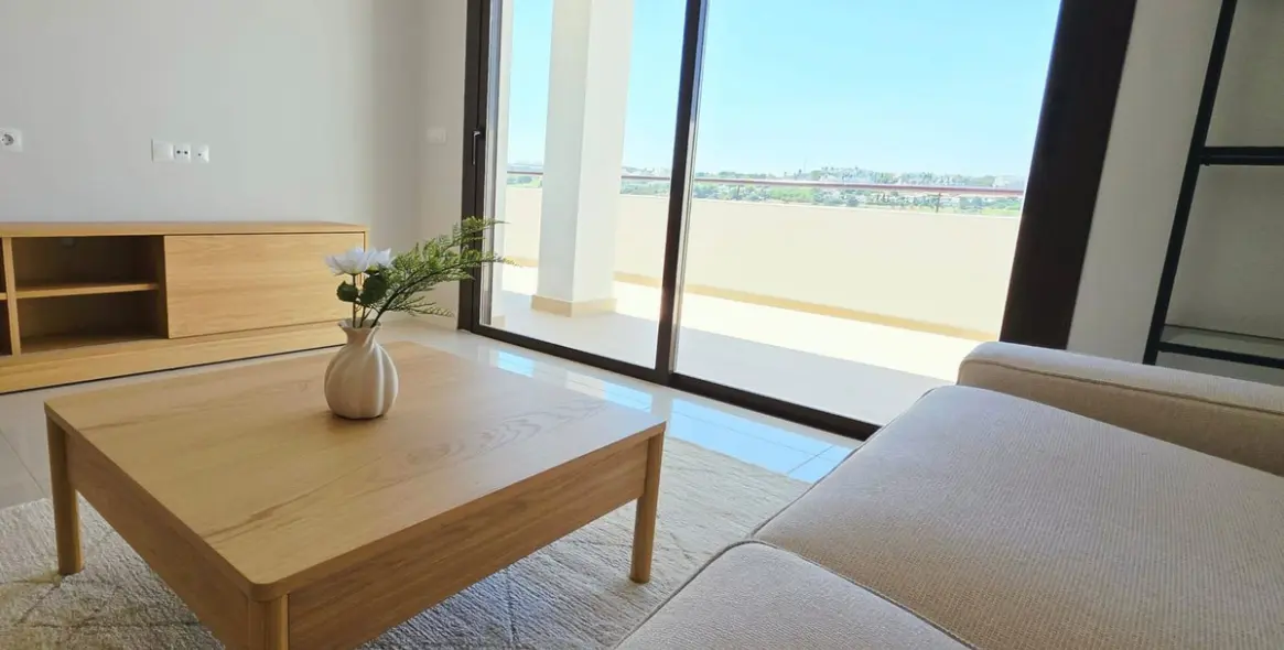 Sale of middle floor apartment in Estepona (district Estepona) 9