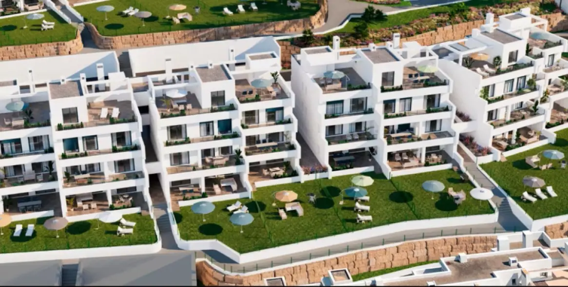 Sale of middle floor apartment in Estepona 17