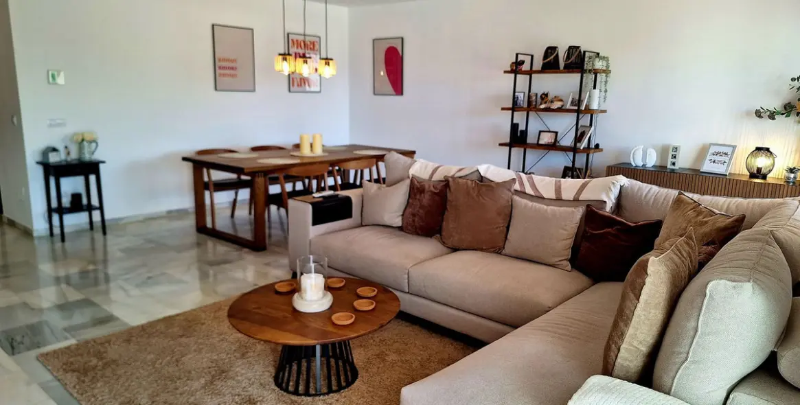 Sale of townhouse in La Duquesa 7