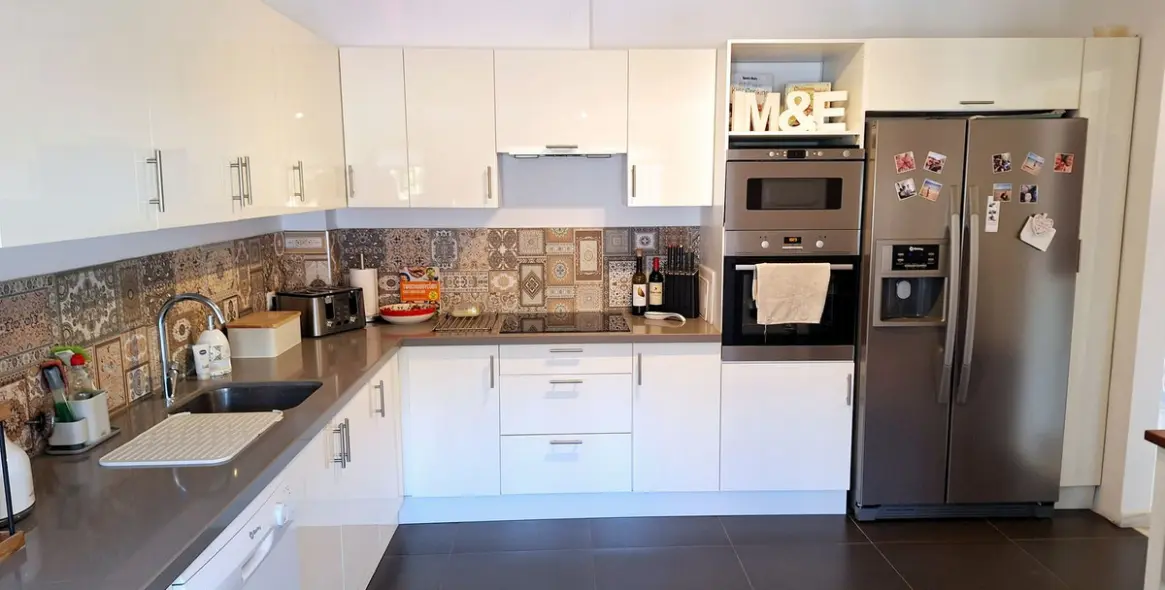 Sale of townhouse in La Duquesa 13