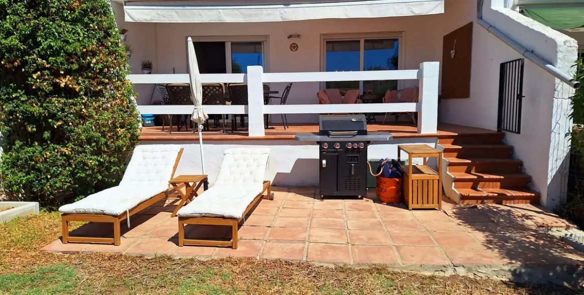 Sale of townhouse in La Duquesa 14