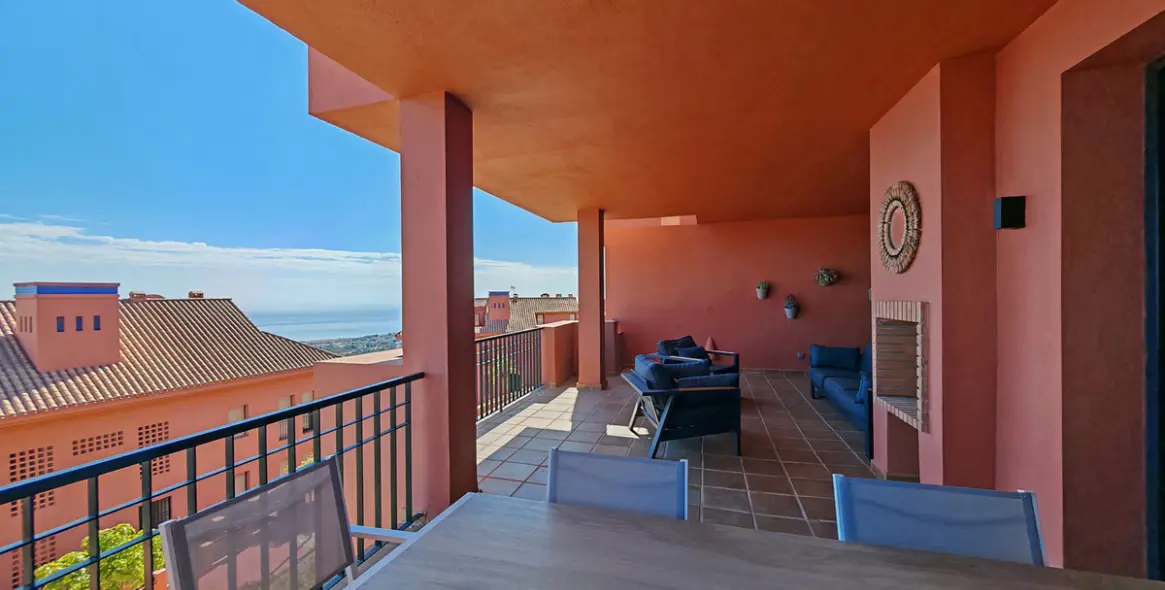 Sale of ground floor apartment in Mijas Costa 1