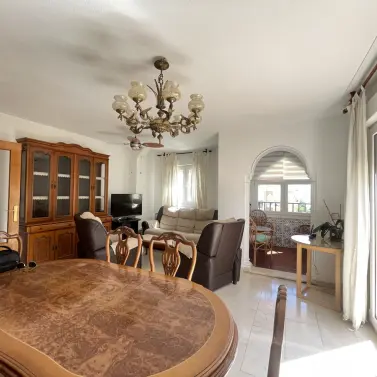 Продажа двухуровневых апартаментов в Estepona