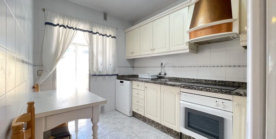 Sale of duplex in Estepona 4